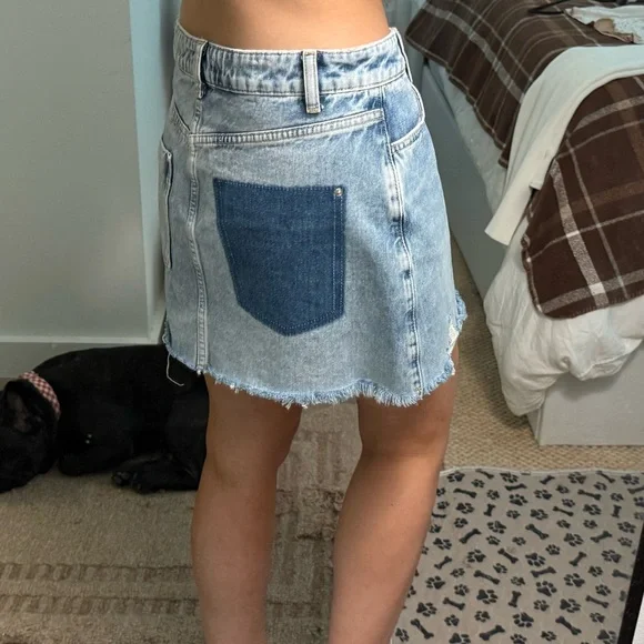Zara Denim Mini Skirt Raw/distressed Hem Small - Picture 5 of 5